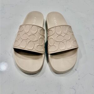 Coach Women's Signature Pool Slide Sandals (COACH C7092)
